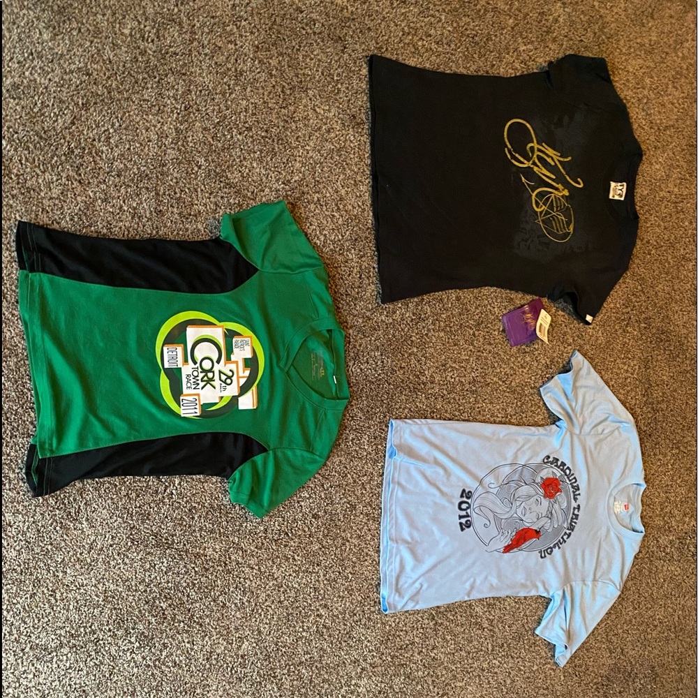 Lot of 3 tee shirts